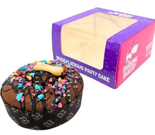 Barking Bakery Celebration Cake 180g