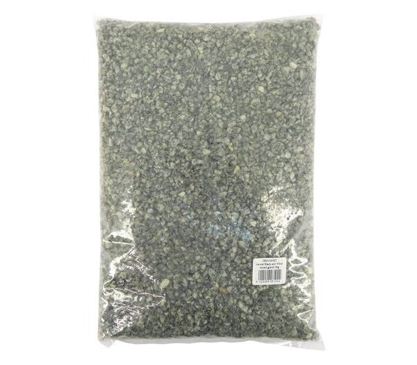 Natural Black & White Mixed Gravel 5kg